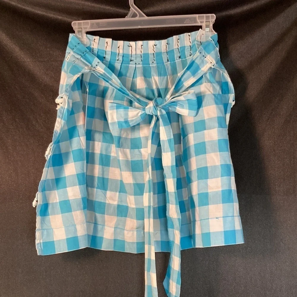 Vintage 1950’s teal apron. Cotton. 17” x‎ 17”. Extra long ties. box D